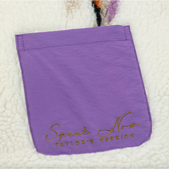 Taylor Swift Size XL Koi Fish Sherpa Fleece Jacket Speak Now White Purple NWT - Picture 7 of 8